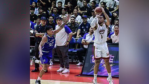 Holt sends Gins to semis