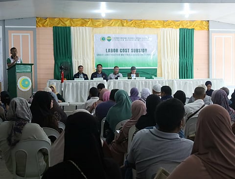 ZAMBOANGA. The Office of the Chief Minister’s Marawi Rehabilitation Program (OCM-MRP) distributes P3.8 million in labor cost subsidies to 64 internally displaced persons under its Construction Materials Assistance initiative on Friday, December 26.