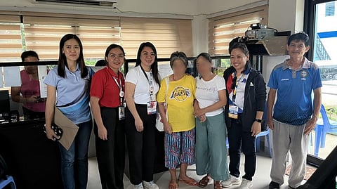 Nanay Saturnina nakapauli human sa
30 tuig sa kalsada, tinabangan sa DSWD