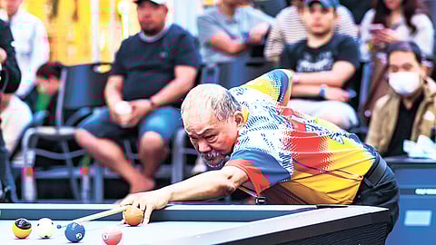 Bata, Django win openers