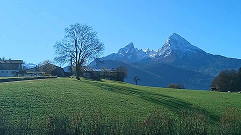 Sikad, lantaw sa katahom sa kabukiran sa Berchtesgaden