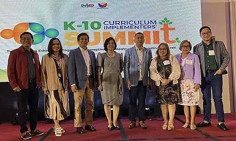 The Chairperson of the Komisyon sa Wikang Filipino (KWF), Atty. Marites A. Barrios-Taran, together with Full-Time Commissioner Benjamin M. Mendillo, actively participated in the K–10 Curriculum Implementers’ Summit held on January 15, 2026, at the Rizal Park Hotel in Manila. The gathering aimed to strengthen, discuss, and enhance the nationwide implementation of the K–10 Curriculum.