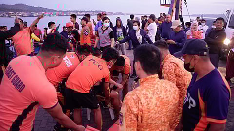 15 patay, 200 naluwas sa pagkalunod
sa barko sa kadagatan sa Basilan