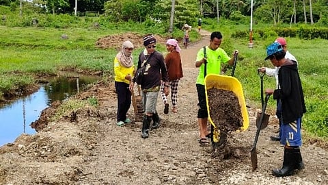 P2.3M nga pathway concreting sa
Brgy. Saguise sa Bohol, malampuson