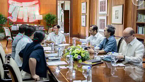 Bayad sa mga kontraktor nagtinarong dili langayon