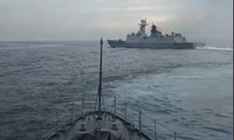 RECKLESS. A Chinese frigate conducts "aggressive and unsafe" maneuvers against a Filipino naval vessel, the BRP Emilio Jacinto (PS-35) in Bajo de Masinloc on May 5, 2025. The Filipino naval vessel is conducting a maritime patrol in the area in support of the Bureau of Fisheries and Aquatic Resources and the Philippine Coast Guard at the time of the incident. (Screengrab from video of BRP Emilio Jacinto)