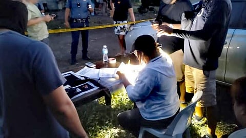 ILOILO. Operatives of the San Jose Municipal Police Station and the Antique Police Provincial Office present the suspected shabu and other evidence seized from a high-value individual during a buy-bust operation in Barangay Funda-Dalipe, San Jose, Antique on February 11, 2026.