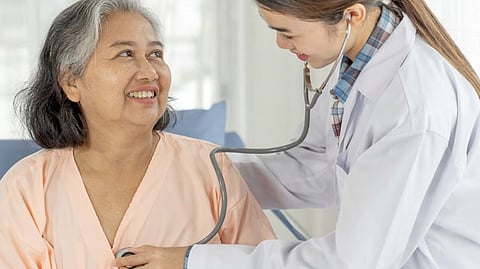 Libre’ng check-up, mas barato nga
tambal alang sa PhilHealth members