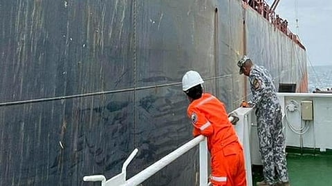 Surveyor nahulog sa dagat, missing