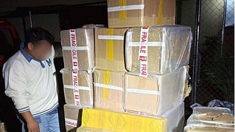 3 arrested, over P600,000 smuggled cigarettes seized