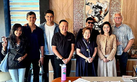 AT THE LPL CORPORATE CENTER. The Perkins Twins and their parents, together with Ben Tulfo, join LausGroup President Paul Laus and matriarch Tess Laus during their tour of the Levy P. Laus Corporate Center and LausGroup Complex. (Photo by Jovi T. De Leon)
