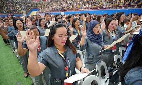 OATH TAKING. A total of 2,649 teachers and school heads from the Department of Education (DepEd) in the Davao Region took their oath following their promotion and reclassification under the Expanded Career Progression (ECP) program on Thursday, March 5, 2026, at the Nabunturan National Comprehensive High School gymnasium in Davao de Oro. The oathtaking ceremony was led by Education Secretary Sonny Angara, marking one of the largest mass promotions of educators in the region.