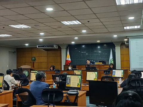 BACOLOD. The Bacolod City Council approved a resolution urging the Department of Energy (DOE) and the Department of Trade and Industry (DTI), in coordination with Philippine National Police (PNP), to crackdown against hoarding and price manipulation of oil products and essential commodities citing concerns over the economic impact of the ongoing conflict in the Middle East.
