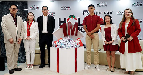 Kojie.san’s Holiday Millionaire Promo Winners Kiven Klyde Terania and Patris Ape with Kojie.san Leadership Team