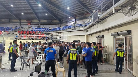 MANILA. The Philippine National Police (PNP) arrested 170 individuals during a raid on an illegal 24-hour e-sabong operation inside a coliseum in Tondo.