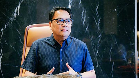 Bacolod mayor issues show cause order vs 2 doctors