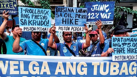 Transport group holds 2nd strike in a week