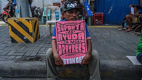 Transport strike paralyzes roads