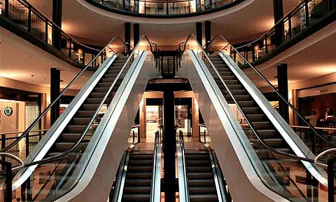 Davao malls cut hours amid energy concerns