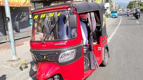 Mandaue eyes shift to e-trikes as fuel prices surge
