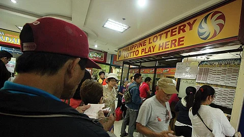 Lone bettor to bring home P698.8M from Grand Lotto 6/55