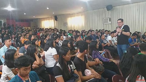 BACOLOD. Reelectinist Senator Paolo Benigno Aquino IV speaks at the Free College Education Forum held at Carlos Hilado Memorial State College - Alijis Campus in Bacolod City. (Erwin Nicavera)