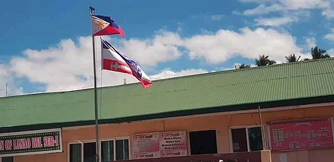 CAGAYAN DE ORO. In a public elementary school in Saguiaran, Lanao del Sur, a new Bangsamoro flag flies beneath the Philippine flag. There have been no reports yet on whether there is already an official flag for the new Bangsamoro Autonomous Region for Muslim Mindanao. (SunStar Cagayan de Oro file photo)