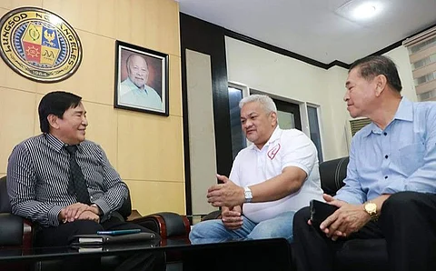 PAMPANGA. Angeles City Mayor Carmelo "Pogi" Lazatin Jr. gets a courtesy call from Dr. Reghis Romero II (left) and former Salapungan village chairman Rey Malig (right) last Friday, July 26, 2019. Lazatin has reappointed Romero as board of director of the Angeles City College. (Chris Navarro)