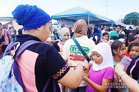 LANAO DEL SUR. Internally displaced persons of Marawi City have benefited from basic services through Project Tabang of the Bangsamoro Government. (Photo grabbed from Bangsamoro Government Facebook page)