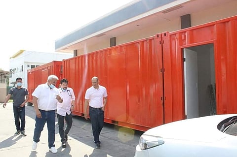 Angeles City Mayor Carmelo Lazatin, Jr. discusses with health officials the designation of two Covid-19 centers in the city as an intervention against the pandemic. (Contributed photo)