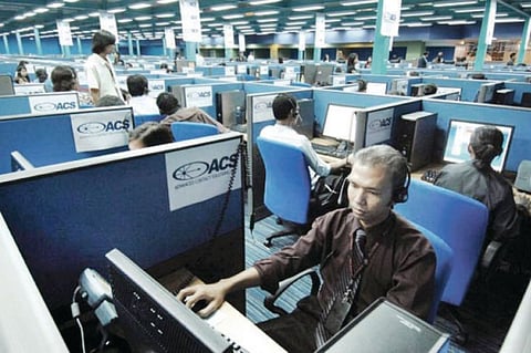THEY'RE HIRING. While the coronavirus outbreak has left thousands lining up for unemployment asssistance, there are some industries that are booming and hiring. One of them is the call center industry, where fresh graduates can potentially earn P22,000, according to JobStreet Philippines. (SunStar file)