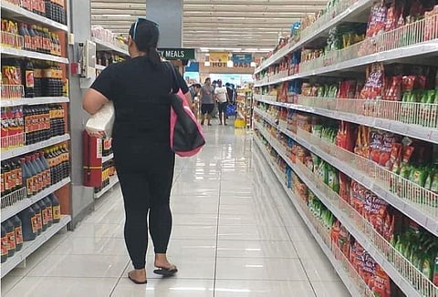 BACOLOD. Based on the monitoring of the Department of Trade and Industry, prices of basic goods in Negros Occidental are still within the suggested retail prices. (File Photo)