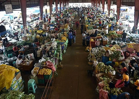 BENGUET. After a three-day disinfection last week, the La Trinidad Vegetable Trading Post resumes operation. The Department of Agriculture recently earmarked P20 million for the establishment of a vegetable and fruit processing facility that aims to lessen dumping of excess highland produce. (Redjie Melvic Cawis)