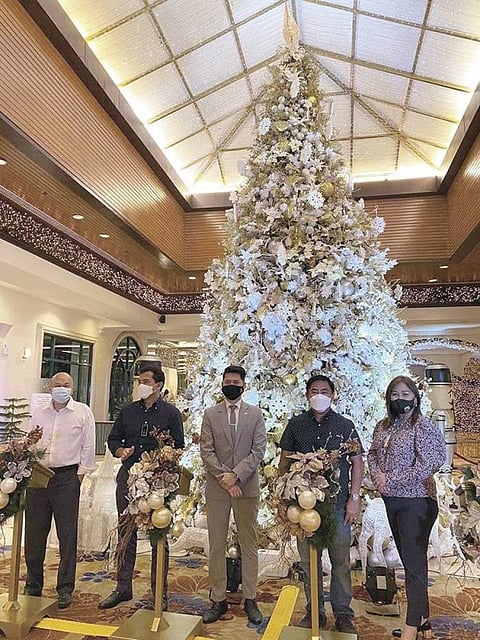 Waterfront Mactan launches Christmas project