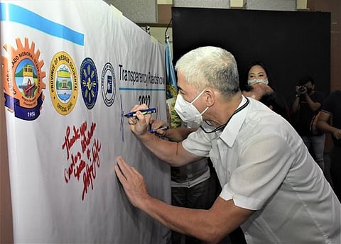 NEGROS. Governor Eugenio Jose Lacson eyes Negros Occidental to become a flagship province in maintaining integrity through an open government. (Contributed Photo)