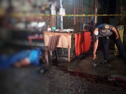 BACOLOD. A suspected drug personality was shot to death by an unidentified assailant on board a motorcycle in Purok Bulak, Barangay Mandalagan, Bacolod City around 9:50 p.m. Saturday, July 9. (BCPO photo)