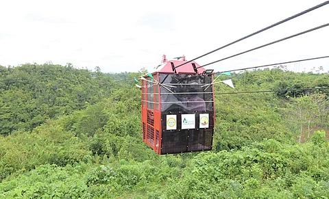 NEGROS. Members of the Minaluha Diversified Farmers Association and Bagacay Diversified Farmers Association will benefit from the P2 million agricultural tramline project at Sitio Minaluha, Barangay Tagucon in Kabankalan City. (Richard Malihan photo)