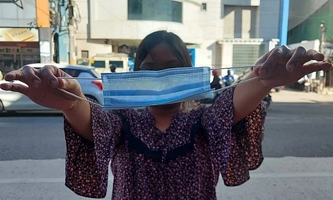 Davao del Sur, Compostela require residents to wear face mask