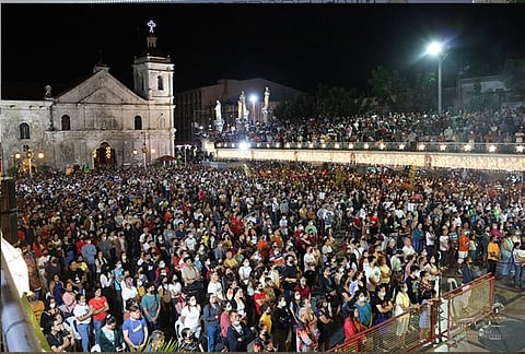 Unang adlaw sa Misa de Gallo sa
Cebu City, Province nagmalinawon