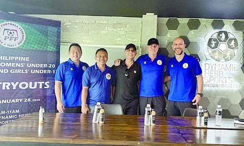 PRESSCON. Present during tryouts for Women's U17 and U20 football teams were from left: PWNT team manager Jefferson Cheng, CVFA president Rodney Orale, Dynamic Herb chief executive office Ugur Tasci, PWNT coach Alen Stajcic and PWNT assistant coach Nahuel Arrarte. / DYNAMIC HERB