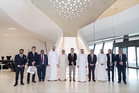 Delegations from Toyota and Chinook Sciences Tour BEEAH Headquarters