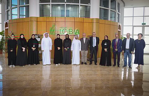 H.E. Dr Amna Al Dahak Visits ICBA to Review the Latest Agricultural Research