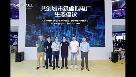 SINEXCEL's team at SNEC 2025.