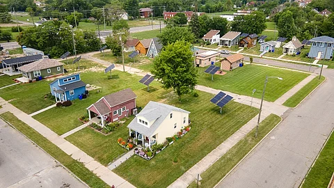Low-income solar homes