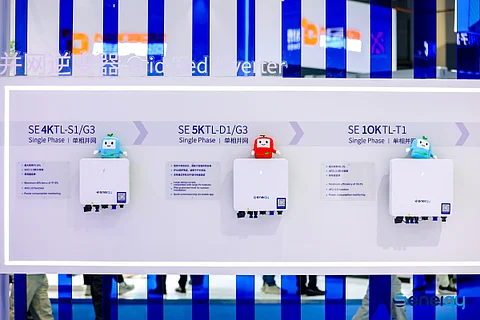 Senergy’s single- and 3-phase ESS inverters alongside its new off-grid model at SNEC 2025. (Photo Credit: Senergy)