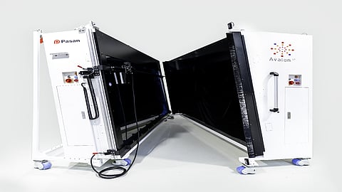 Avalon–Pasan’s Nexun and Xenon series sun simulators use LED and xenon light sources to support module testing from inline production to high-precision lab measurements. (Photo Credit: Avalon ST)