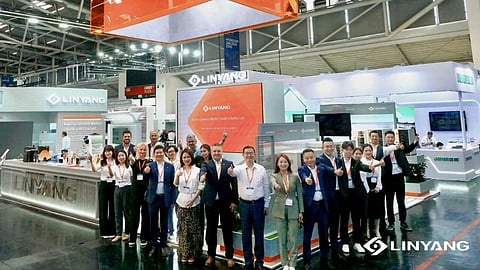 Linyang's booth at Intersolar.