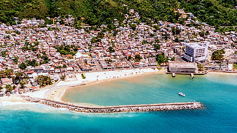 Dependent on fossil fuel-based energy resources to power its grid, Puerto Rico suffered from major electricity supply issues after it was hit by Hurricane Maria in 2017, which made it explore alternatives. Now, its legislature has passed a bill that mandates the region to develop a 100% renewable energy generation based power system. Pictured is Aguadilla Pueblo in Puerto Rico. (Photo Credit: www.goodfreephotos.com)