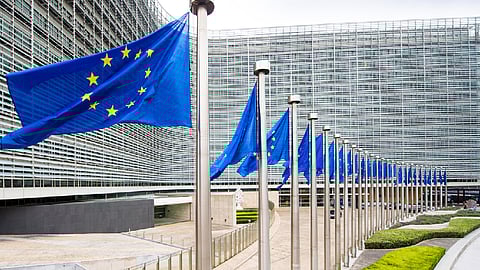 ECA: More Wind & Solar Auctions Needed In EU