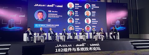 In a collaboration aimed at promoting 182mm solar modules, JA Solar, JinkoSolar & LONGi said their joint production capacity of these modules in 2021 will reach 54 GW. All three will speak about this topic at the upcoming TaiyangNews Conference on Dec. 1. (Photo Credit: TaiyangNews)